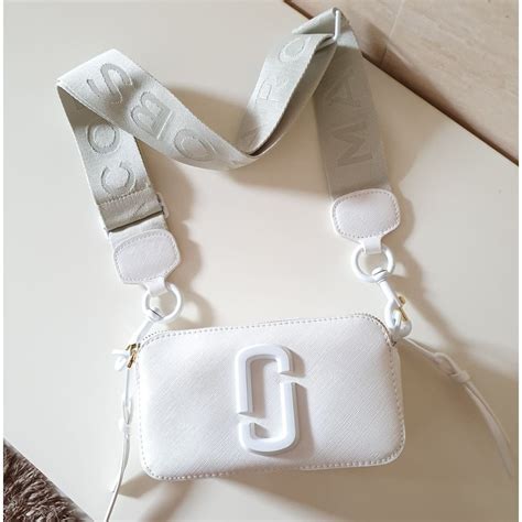 First seen on the FallWinter 2005 runway, the Stam quickly became one of the most popular bags during the early 2000s. . Marc jacobs white purse